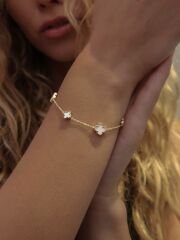 14 Ayar Altın Küçük Beyaz Yonca Bileklik