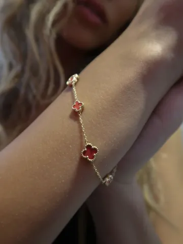 14 Ayar Altın Küçük Kırmızı Yonca Bileklik