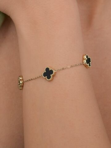 14 Ayar Altın Küçük Siyah Yonca Bileklik