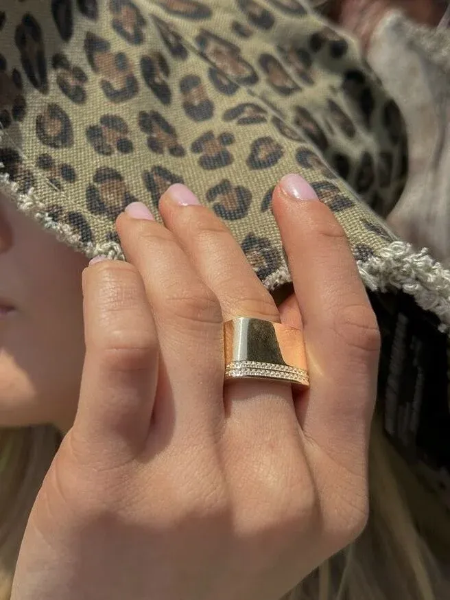 Eleganza İtalyan Tasarım Altın Yüzük