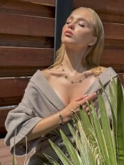 14 Ayar Altın Siyah Yonca Kolye