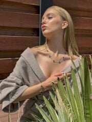 14 Ayar Altın Siyah Yonca Kolye