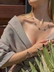 14 Ayar Altın Siyah Yonca Bileklik