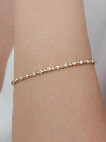 14 Ayar Altın Taşlı Top Bileklik