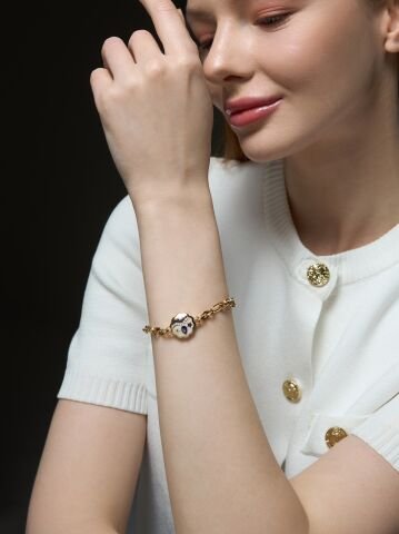 'Lumen Tutela' Altın Bileklik