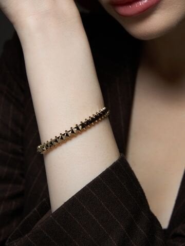 14 Ayar Altın Prizma Bilezik – Gücün Işıltılı Yansıması