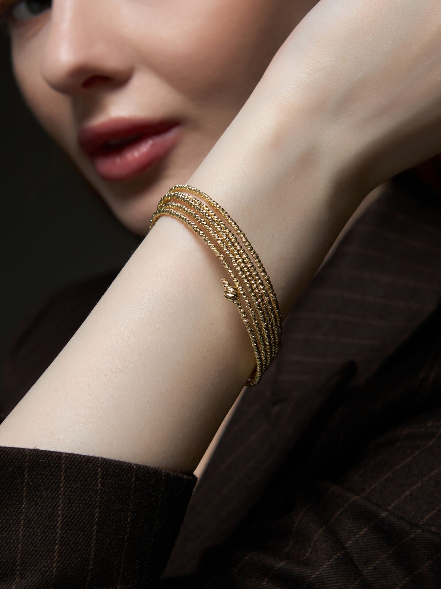 14 Ayar Altın Sarmal Bilezik – Zamansız Zarafet