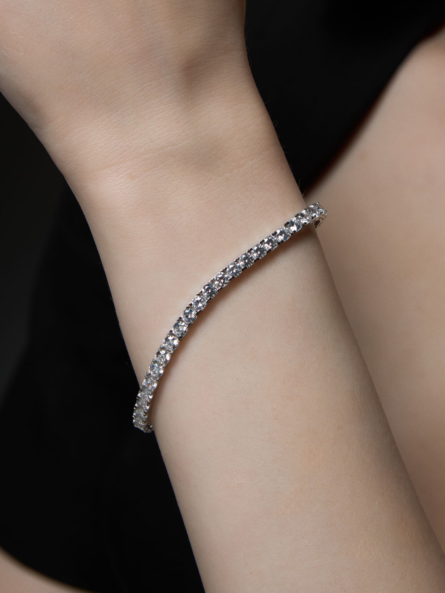 14 Ayar Altın Su Yolu Bileklik – Zarafetin İnce Çizgisi