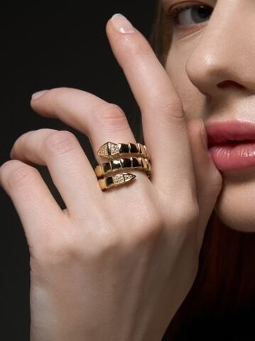 Serpent Triple Altın Yüzük – Üç Kat Güç, Üç Kat Zarafet