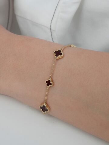 14 Ayar Altın Bordo Taşlı Küçük Yonca Bileklik